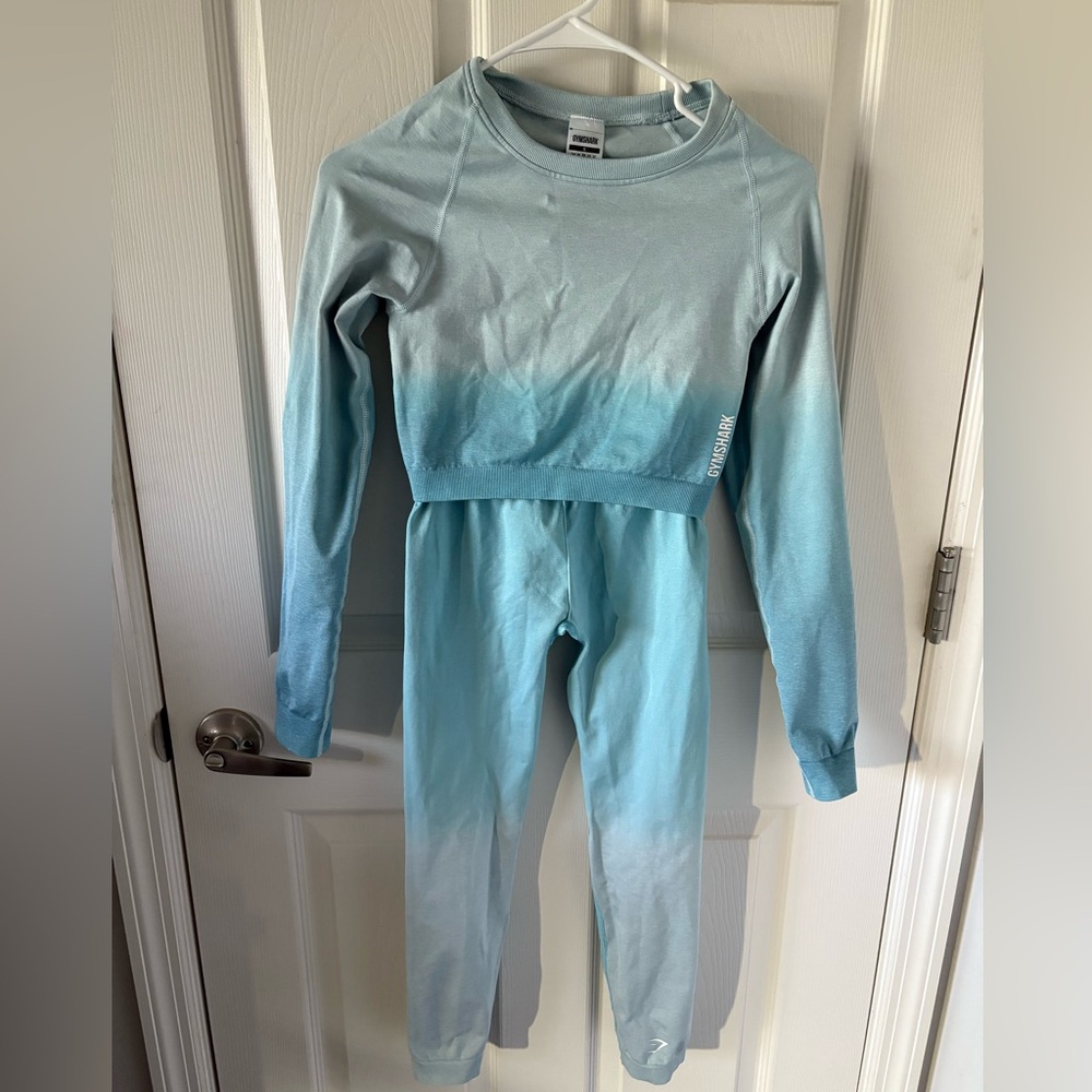 Gymshark blue ombré activewear set. Size small
